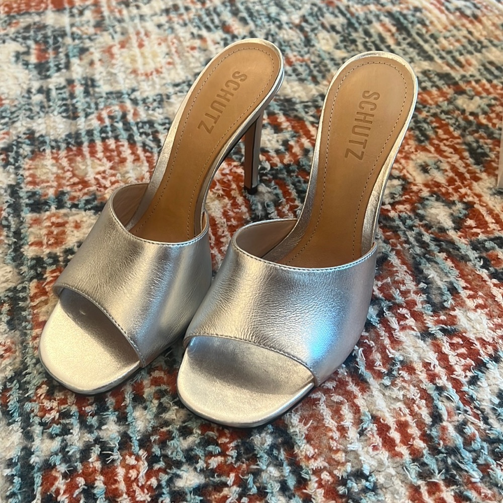 Schutz - Mule Heels